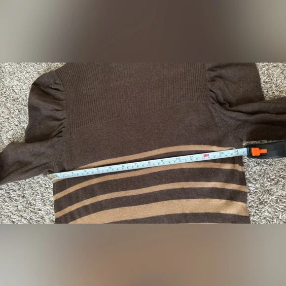 Dress - Picture 4 of 8